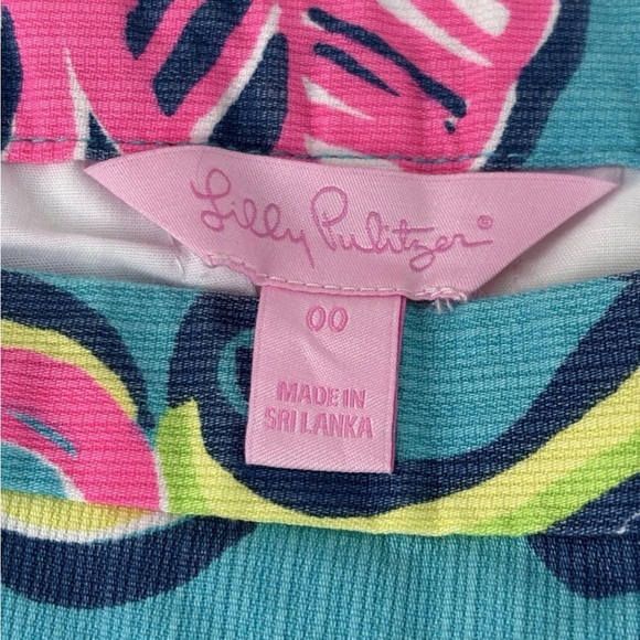 Lilly Pulitzer Shorts Floral w/pockets Side Zip Women’s Size 00 Scalloped Hem - Picture 6 of 6